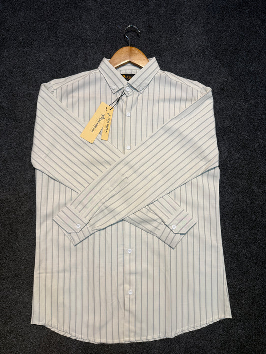 Old Money Shirt – Timeless Elegance & Quiet Luxury